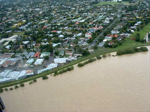 Stopbank on the Manawatū River