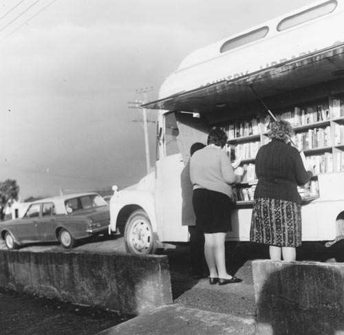 Country Library Service van