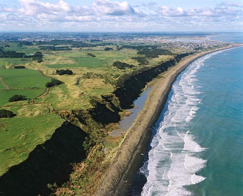 Coastline north-west of Whanganui