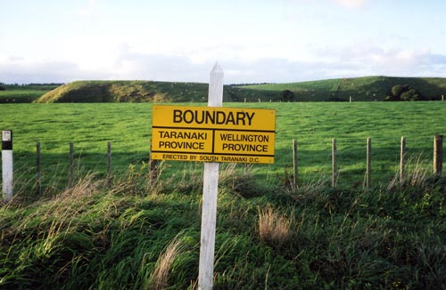 Taranaki–Wellington province boundary