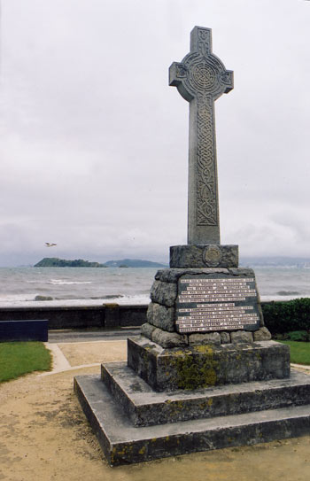 Monument to the first Presbyterian service, Petone