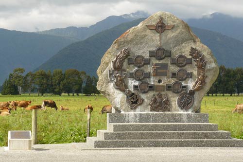 Kōwhitirangi memorial