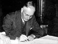 Signing the Canberra Pact