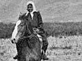 Māori women racing horses