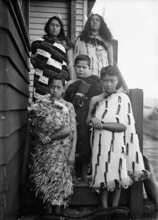 Rīpeka Wharawhara Love with her children
