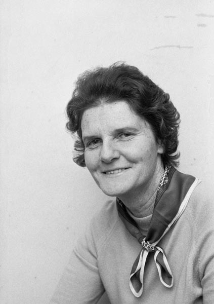Sonja Davies, 1971