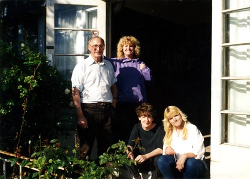 Verna McFelin, Pillars founder