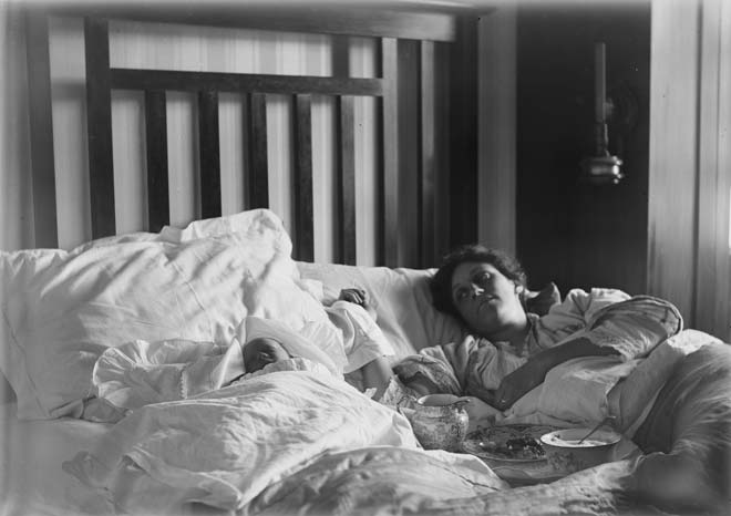 Home birth, 1916