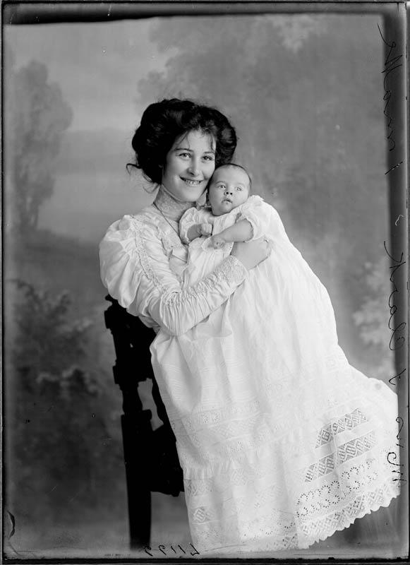 Christening gown, 1911