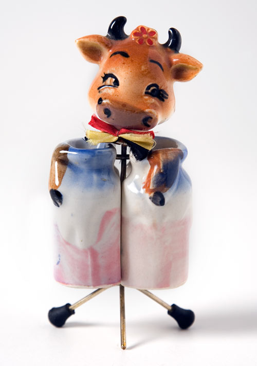 Mooloo salt and pepper shakers