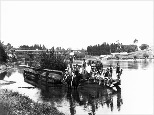 The <em>Rangiriri</em> paddle steamer