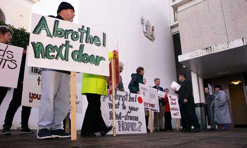 Brothels and local authorities 