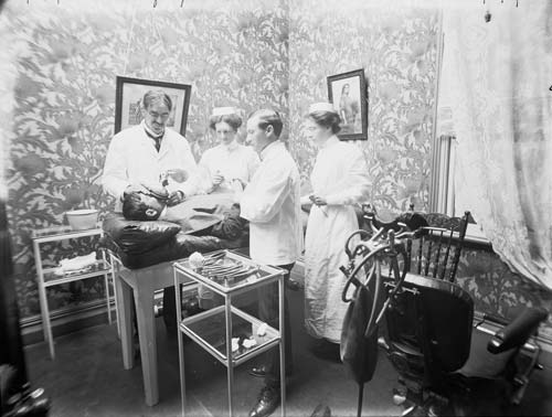 Dental surgery, around 1910