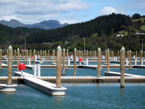 Whangamatā marina