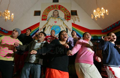 Pacific Island influence in the Congregational Church 