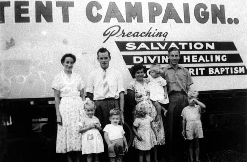 Pentecostal tent campaign, 1958