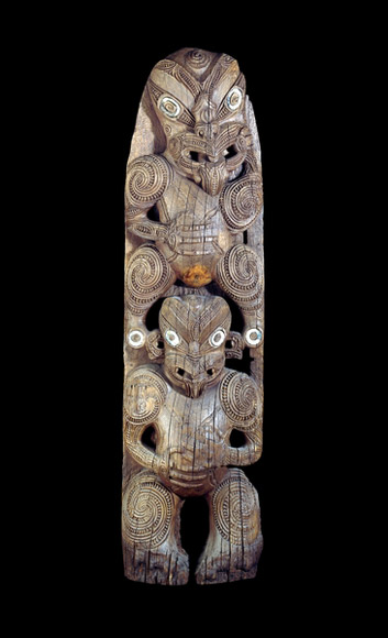 Carved amo