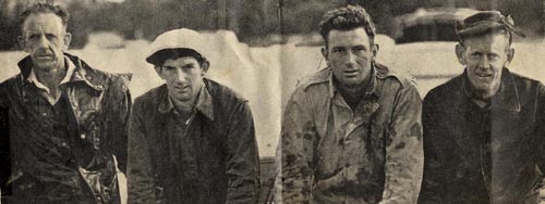 Albert Leslie 'Trotter' Willetts (left) and his crew after winning the Sanders Cup in 1947