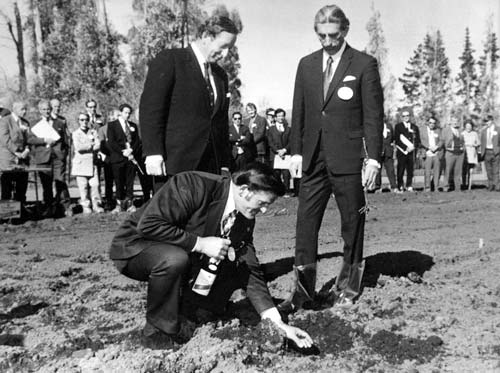 Winemakers: Frank Yukich