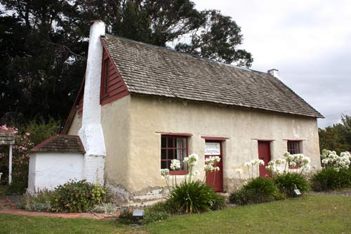 Cob cottage, Riverlands