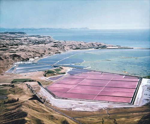 Salt production at Lake Grassmere
