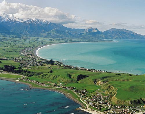 Kaikōura and mountains