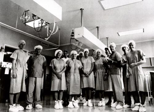 Mater Misericordiae Hospital cardiac bypass team