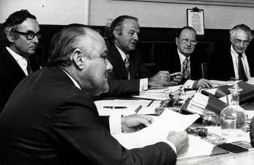 Cabinet in session