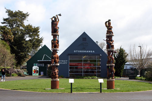 Ngāti Maniapoto pou