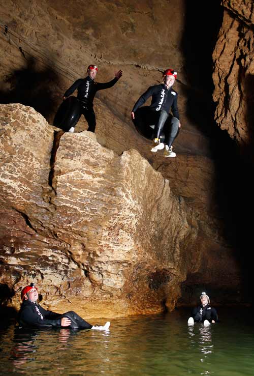 Waitomo Caves: black-water rafting