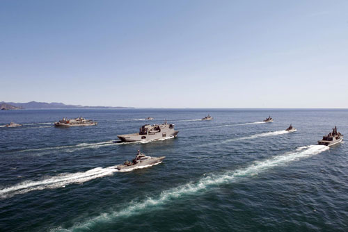 Royal New Zealand Navy fleet concentration, Cook Strait, 2011