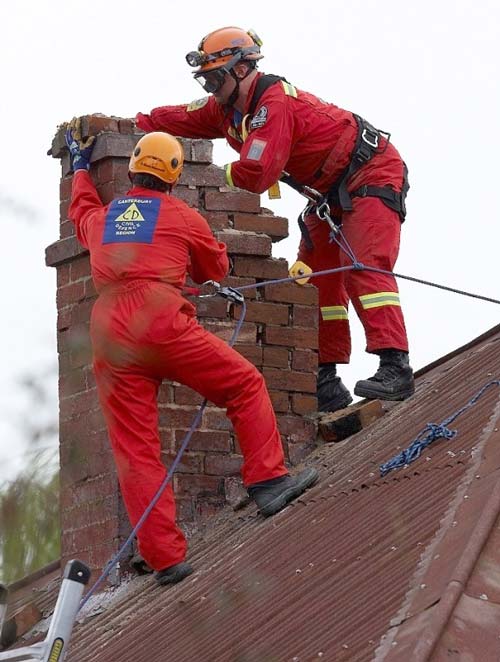 Stabilising a chimney