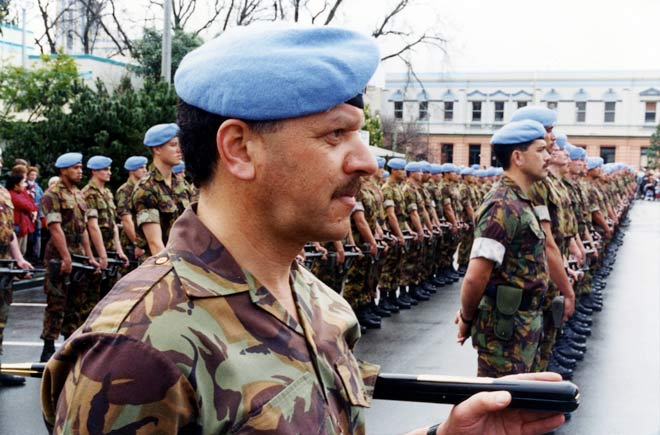 Peacekeeping in former Yugoslavia: farewelling the troops 