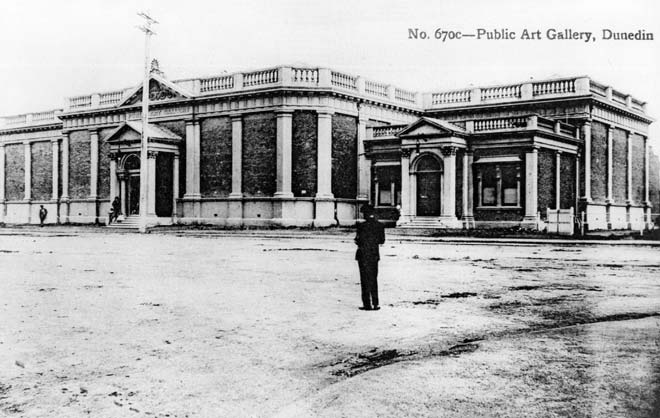 Dunedin Public Art Gallery