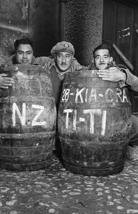 Muttonbirds, Italy, 1944