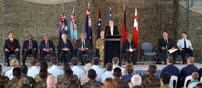 Farewelling joint forces, 2003