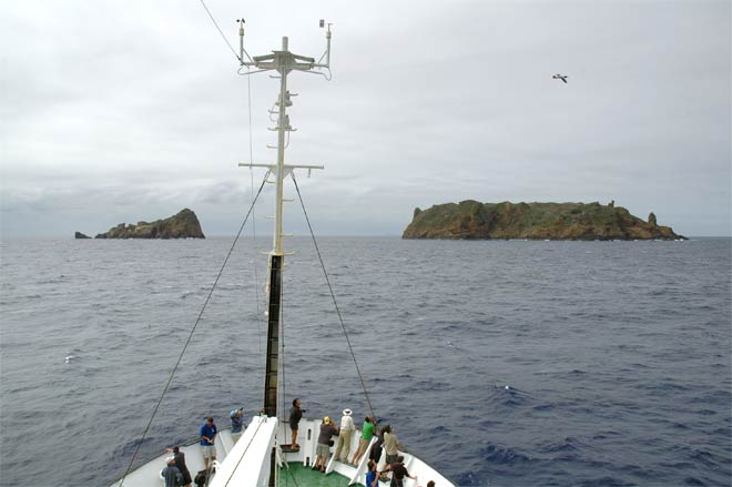Cheeseman and Curtis islands