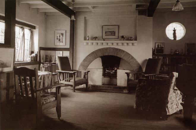 Arts and crafts living room