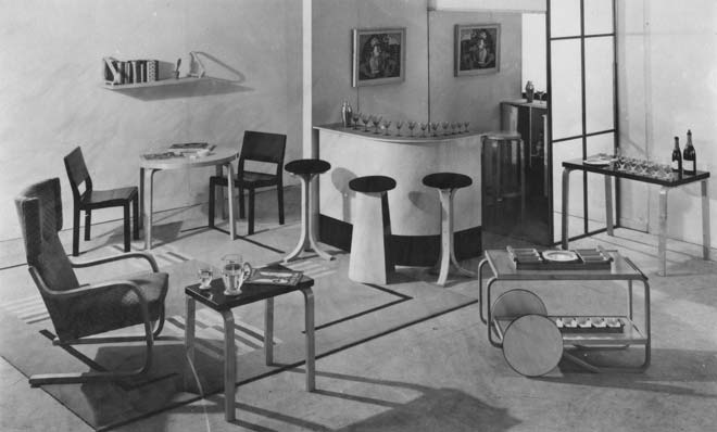 Modernist display 