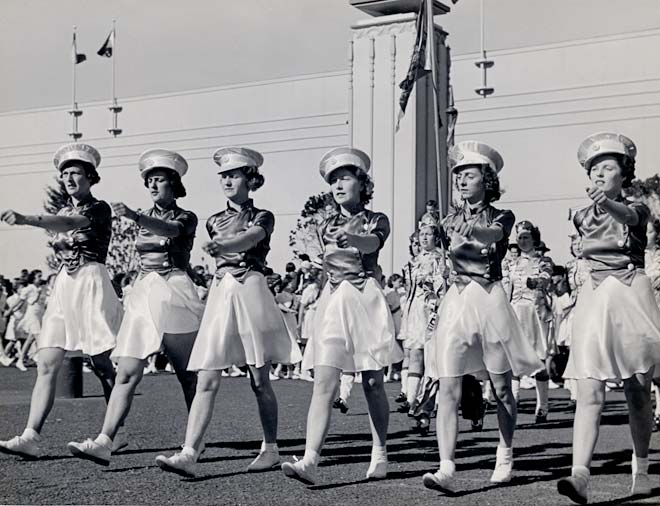 Uniforms: Centennial Exhibition team
