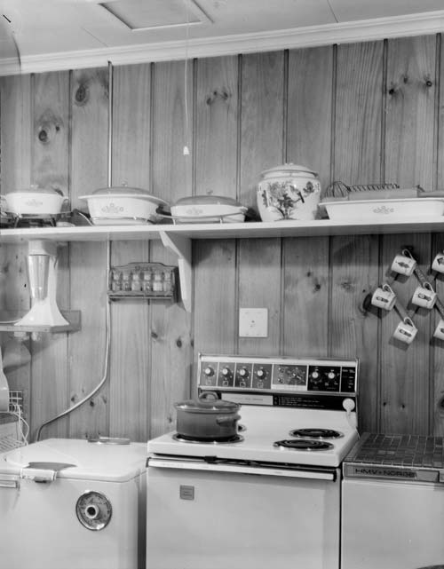 Electric stove, 1976