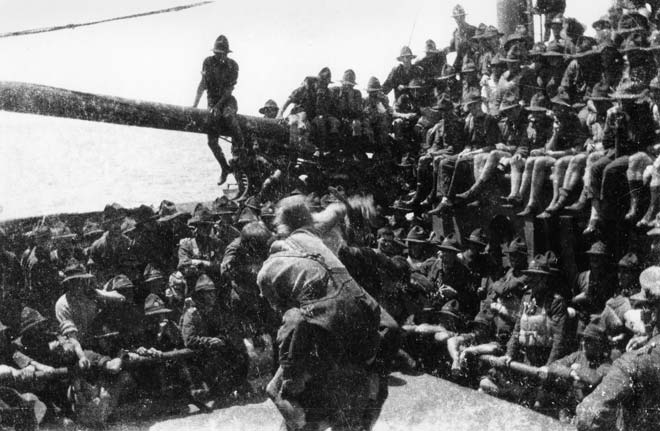 Wrestling on board the <em>Ruapehu</em>, 1917