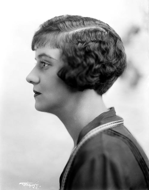 Shingle cut, marcel waved, 1924