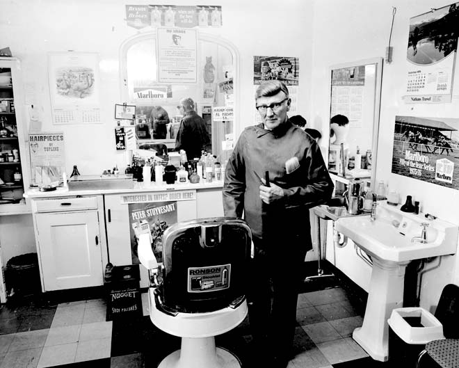 Barbershop, 1976