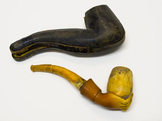 Meerschaum pipe and leather case