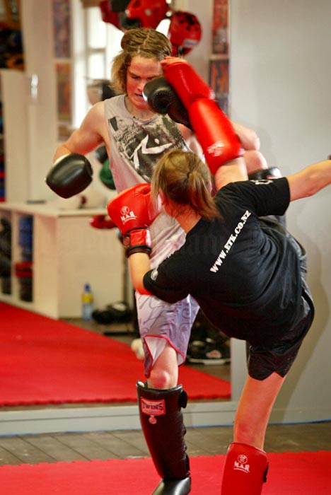 Elite Thai kick-boxing, 2005