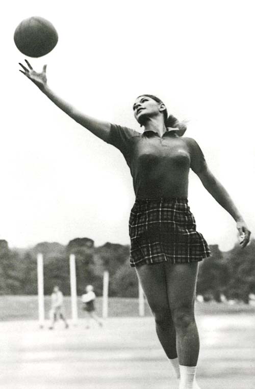 Joan Harnett