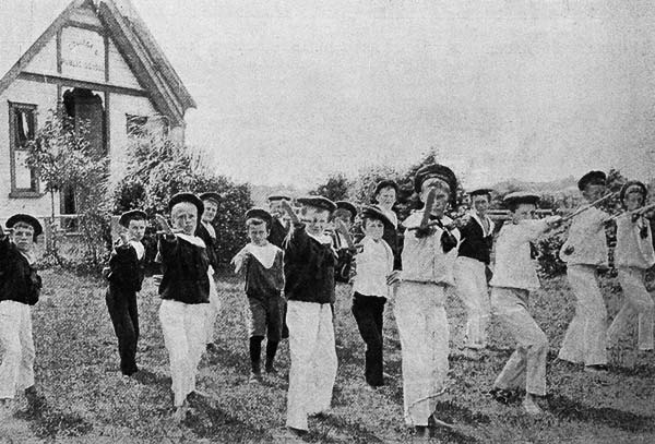 School cutlass drill, 1900
