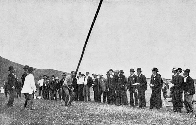 Tossing the caber 