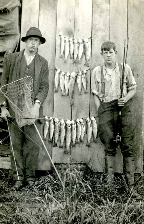 A good haul, 1915